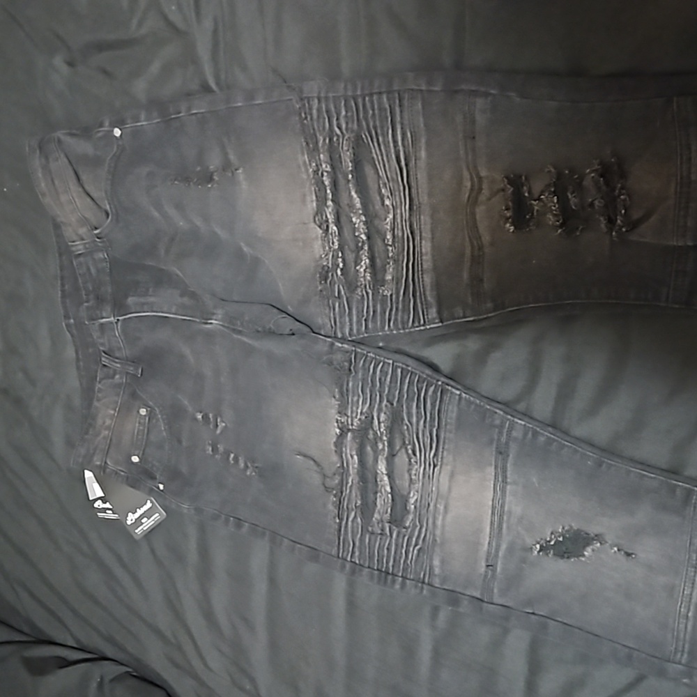 Mens black distressed jeans - Picture 3 of 4